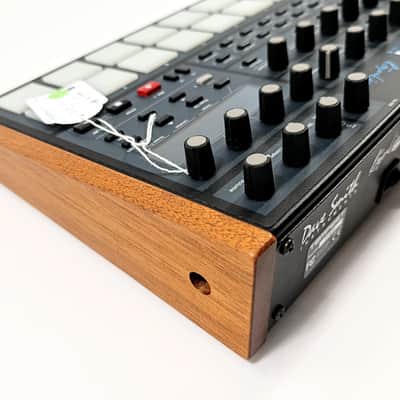 Dave Smith Instruments Tempest 6-Voice Drum Machine 2011 - 2018 - Black with Wood Sides image 5