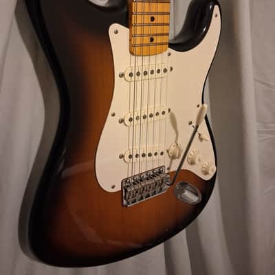 Fender Eric Johnson Stratocaster 2012 - Sunburst image 3