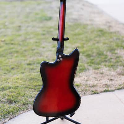 Silvertone 1478 Silhouette - Red Burst image 6