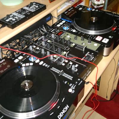 Denon 2x DN-S3700 and DN-X600 2012 Black image 5