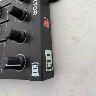 Native Instruments Traktor Kontrol F1 2010s - Black image 7