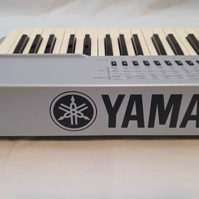 Yamaha CS2X Analog Modeling Synthesizer- Silver image 8