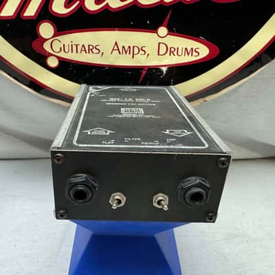 Sescom SM-1A Mk II 2 Deluxe Passive Direct Box for Guitars image 3