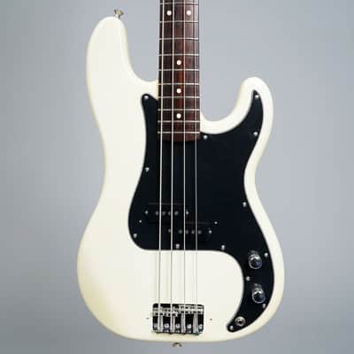 Fender Japan PB-70 Precision Bass CIJ 1997 - Olympic White image 1