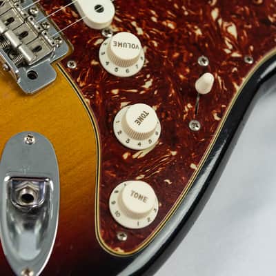 Fender Custom Shop Vintage Custom 56 Strat 3TSB Relic - 3 Tone Sunburst image 13