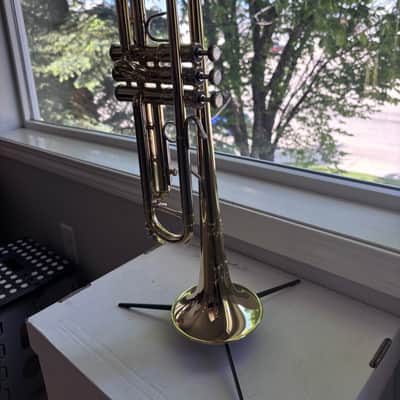 Bach TR200 Bb Trumpet - LIKE NEW image 2