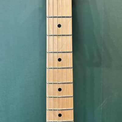 EVH Red Striped Series 2021 - red image 5