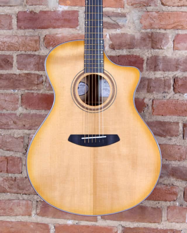 Breedlove Organic Artista Concerto CE Natural Shadow image 1