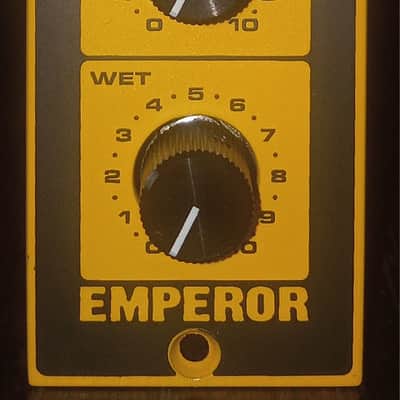 Looptrotter Emperor 500 2010s - Yellow image 2