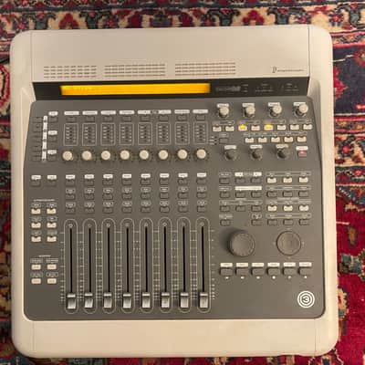 Digidesign Digi 003 Console Firewire Audio Interface with Control Surface 2000s - Grey image 2