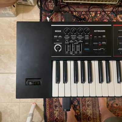 Roland Juno DS61 Synthesizer 2018 - Present - Black image 4