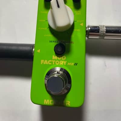 Mooer Mod Factory MkII 2018 - Green image 2