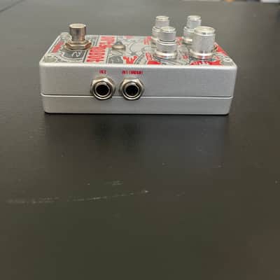 DigiTech Dirty Robot Synth Pedal 2010s - Graphic image 3