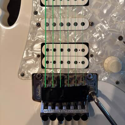 Ibanez JEMJR-WH Steve Vai Signature with Rosewood Fretboard 2015 - 2017 - White image 4