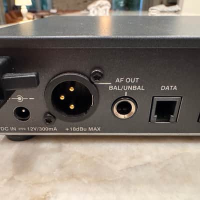 Sennheiser EW100 G3 Receiver (Band A) image 4