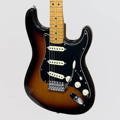 Fender Vintera II 70's Stratocaster Electric Guitar - Sunburst image 3