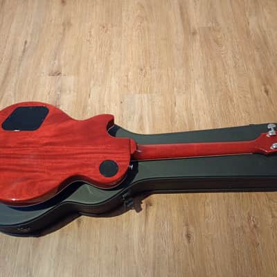 Gibson Les Paul Classic 2022 - Translucent Cherry image 3