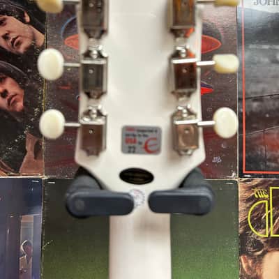 Epiphone Crestwood Custom (Tremotone) Electric Guitar - Polaris White image 6
