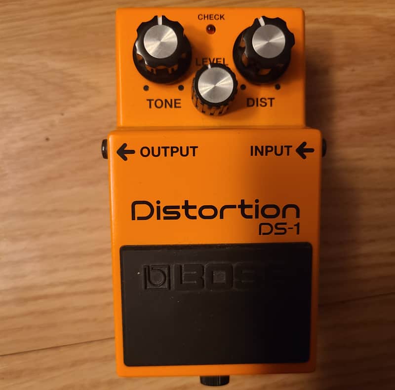 Boss DS-1 Distortion