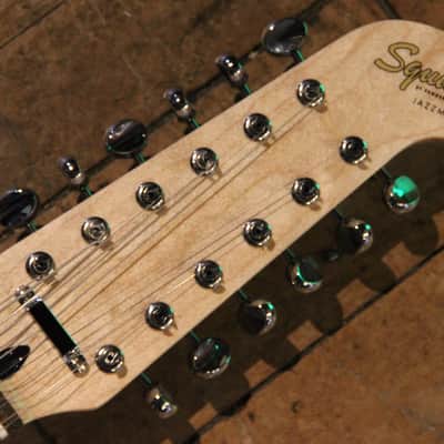 Squier Paranormal Jazzmaster XII Lake Placid Blue image 4