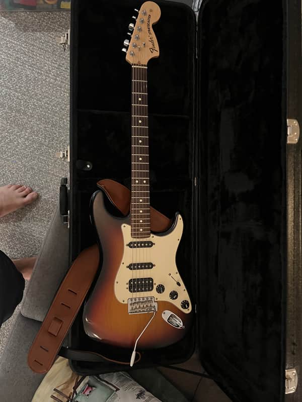 Fender Highway One HSS Stratocaster with Maple Fretboard 2006 - 2011 - 3-Color Sunburst image 1