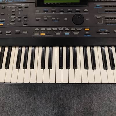 Roland E70 image 4