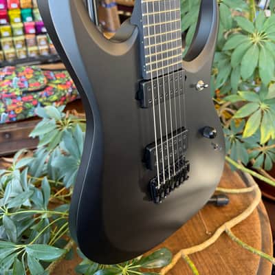 Ibanez RGDRB71-BKF Iron Label 2025 - Present - Black Flat image 4