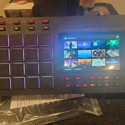 Akai MPC Live One Standalone Sampler / Sequencer 2017 - 2020 - Black image 6