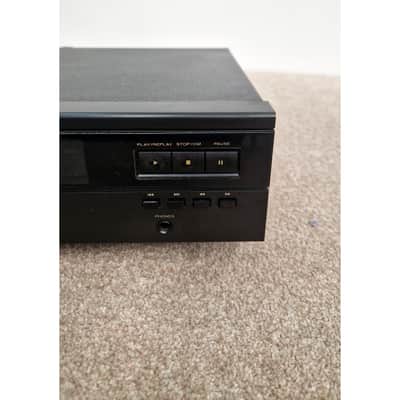 Marantz CD-40 - CD Player - Fair image 2