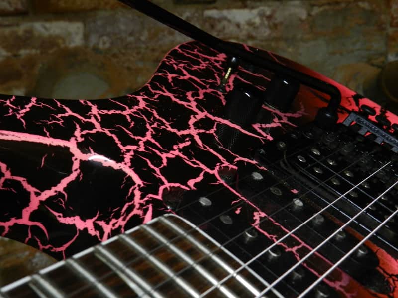 Kaman GTX-33 with Hamer/Schaller FloydRose trem, Pink Crackle