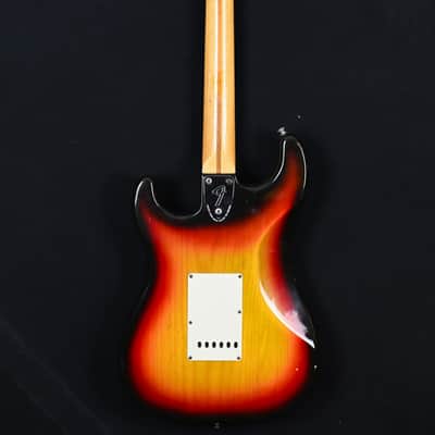 Fender Stratocaster from 1977 in Sunburst with Hardcase image 2