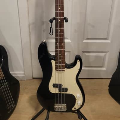 Fender Standard Precision Bass 1991 - 2008 | Reverb Canada