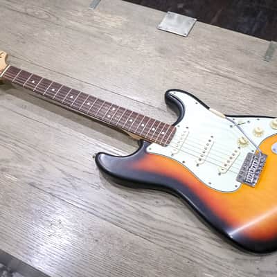 2006 Fender Highway One Stratocaster w/ HSC image 3