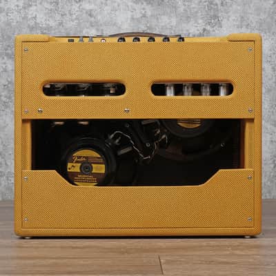 Fender '57 Custom Twin-Amp 2-Channel 40-Watt 2x12" MOD 5E8A Lacquered Tweed image 5