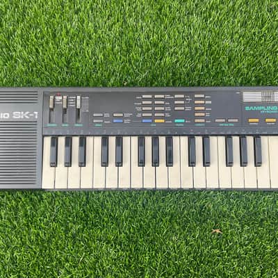 Casio SK-1 32-Key Sampling Keyboard 1986 - Black