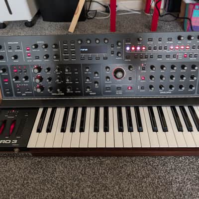 Sequential Pro 3 SE 37-Key 3-Voice Monophonic / Paraphonic Synthesizer 2020 - Present - Black with Wood Sides image 9