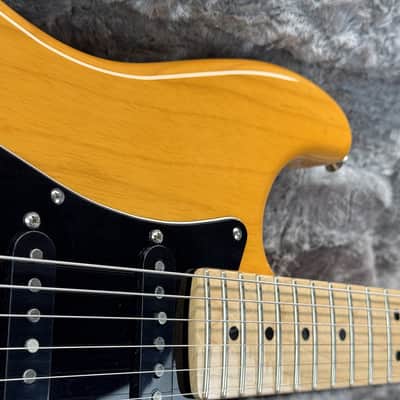 2019 Fender - Strat - Am. Pro Partscaster Lightweight Ash - ID 5629 image 7