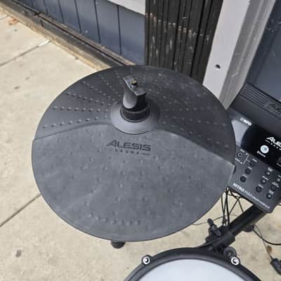 Alesis Nitro Max Kit Electronic Drum Set image 4