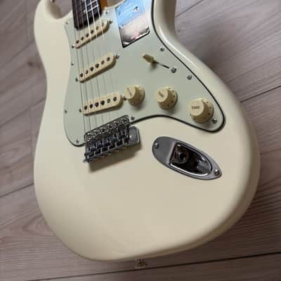 Fender American Vintage II 1961 Stratocaster Electric Guitar, Olympic White image 7