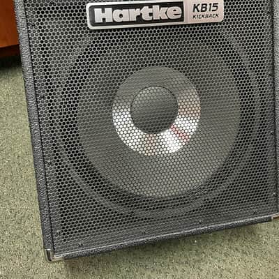 Hartke Kickback KB15 500-Watt 1x15" Bass Combo 2015 - Present - Black image 3