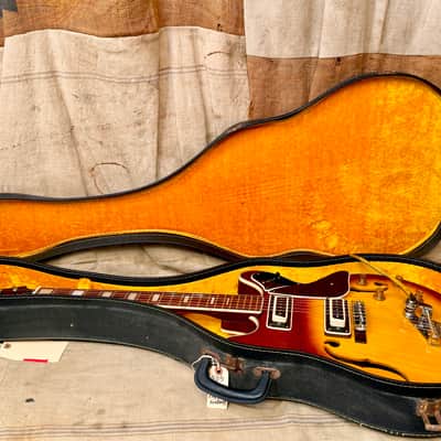 Univox Custom 335 Semi-Hollowbody ~1969 - Sunburst image 12