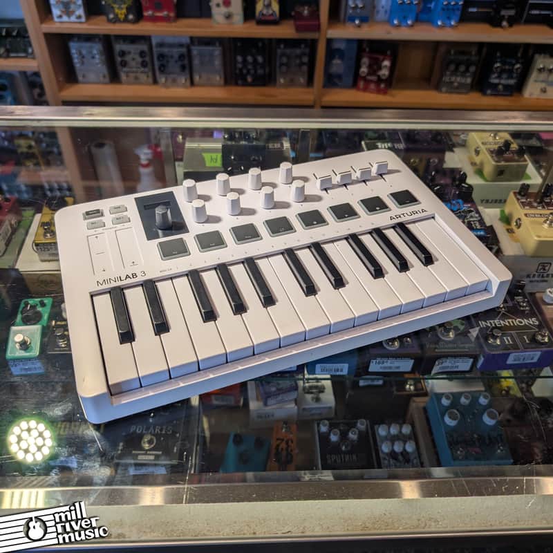 Arturia Minilab 3 MIDI Controller image 1