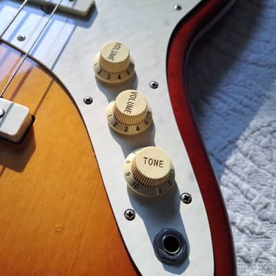 All Original Vintage Fullerton Era 4-bolt 1983 / 1984 Fender American Standard Jazz Bass, Dan Smith, AVRI, Sienna Burst Ash, OHSC image 9