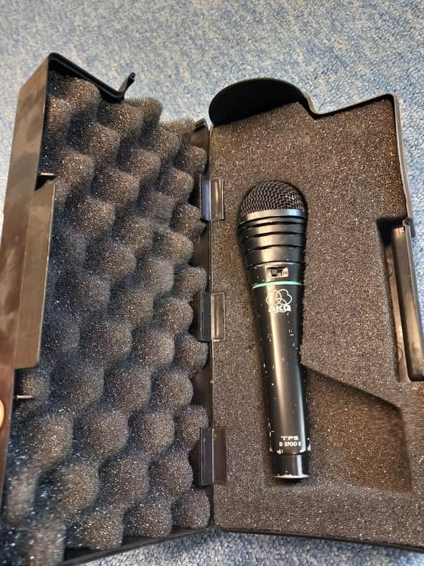 AKG D 3700 S Bild 1