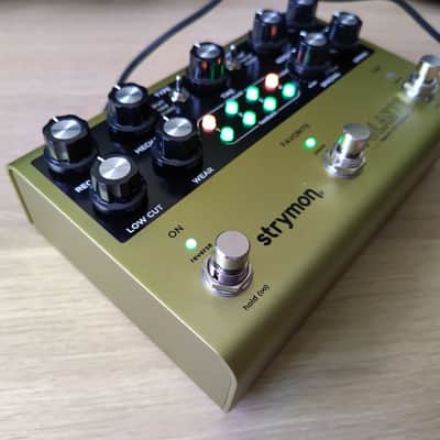 Strymon Volante Tape/Drum delay and looper pedal (boxed) image 6