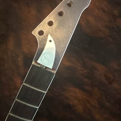 Lumiaalto Guitars S-style image 10