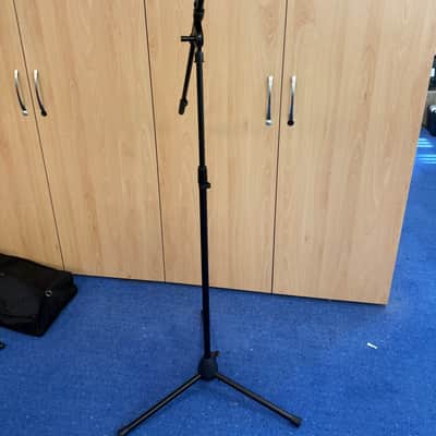 FBT Vertus CS1000 Complete PA System Bundle with Peavey PV20 Mixer, JTS Wireless Mics, Cart & Cables image 15