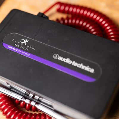 Audio-Technica ATW-R250 VHF Wireless Receiver, ATW-T201 Transmitter with Headset - Used image 7