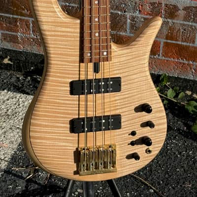 Fodera Monarch Std. 4 String Bass 2020 - gorgeous Fiddleback Maple 8 lbs. 7 oz. example by the Fodera Boyz ! image 3