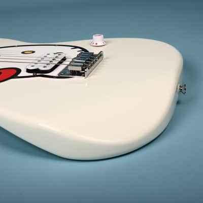 2024 Squier Hello Kitty Stratocaster White Electric Guitar image 8